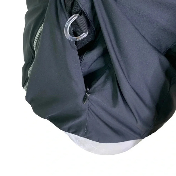 Obermeyer Y2K Women’s Black Bomber Zip Front Jacket Size 8 - Picture 7 of 10